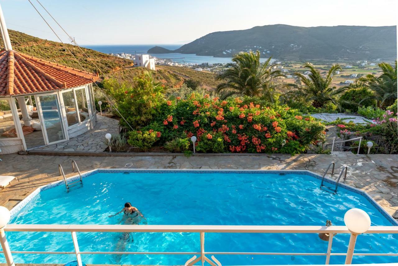 Kymothoi Rooms & Pool Bar Gavrio Exterior photo