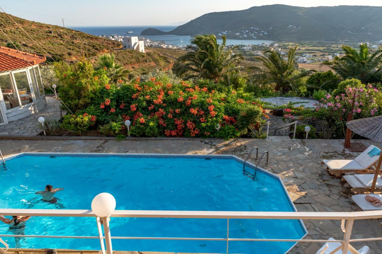 Kymothoi Rooms & Pool Bar Gavrio Exterior photo