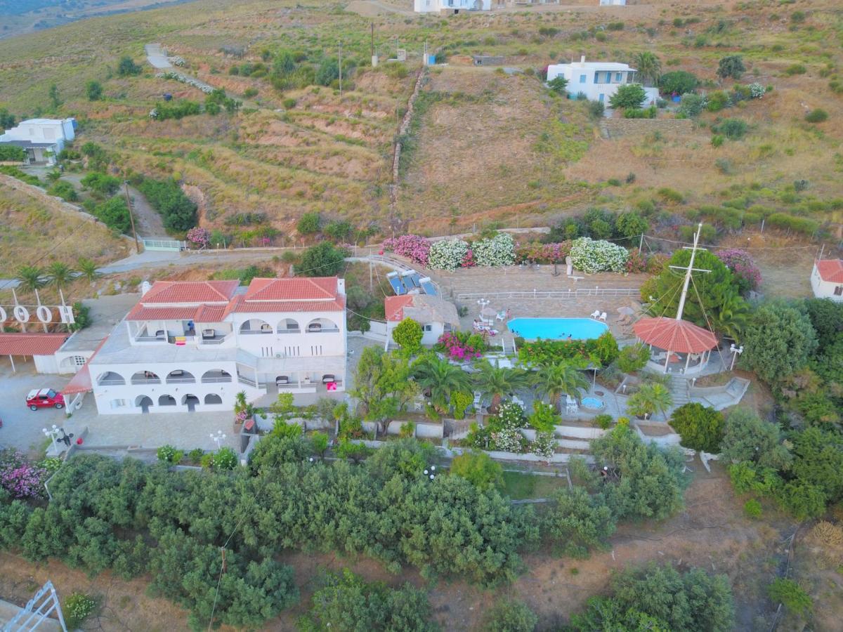 Kymothoi Rooms & Pool Bar Gavrio Room photo